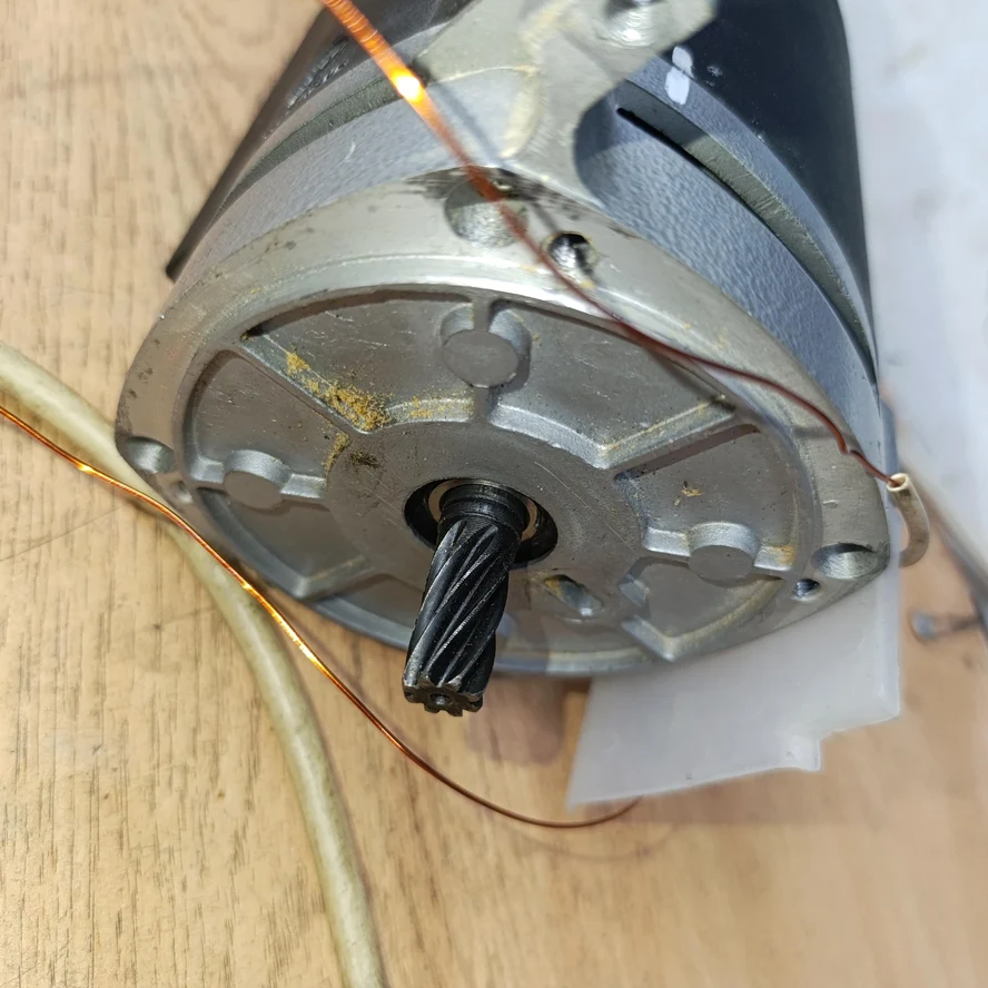 Ремонт ручно циркулярной пилы Rebir IE 5107 G1